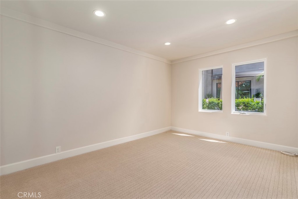 120 Via Trieste Newport Beach, CA 92663 - Photo 31 of 39 an empty room with windows