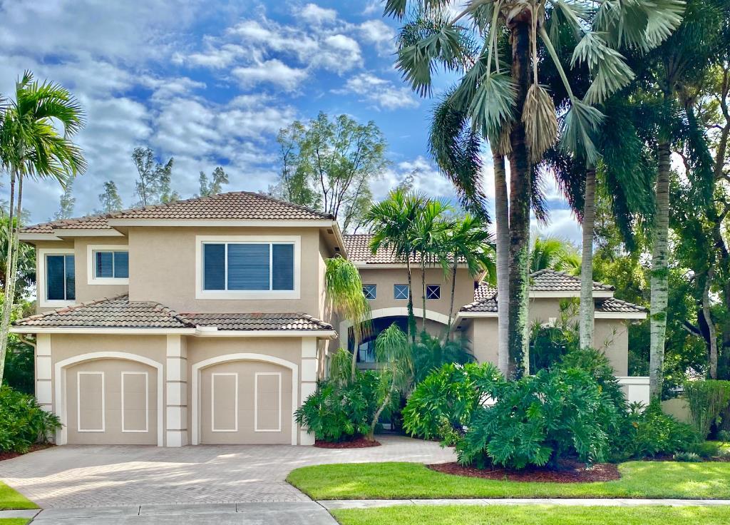 22252 Hollyhock Trail Boca Raton, FL 33433 - Photo 1 of 9 front