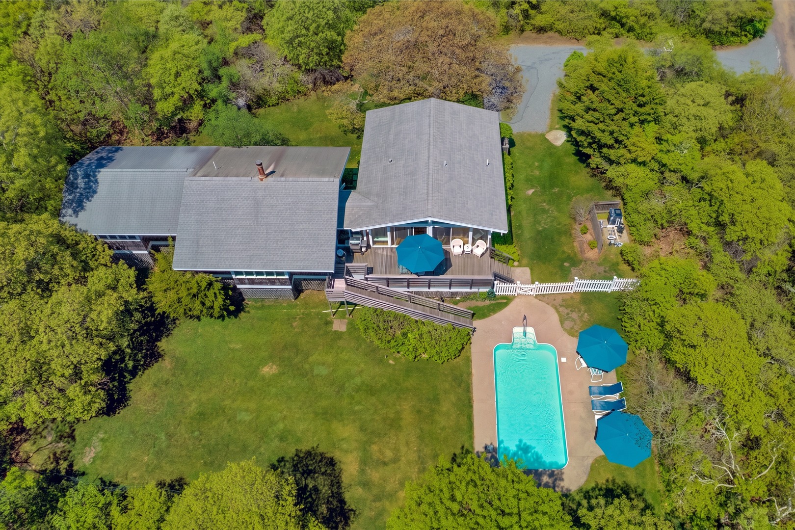 6 Trail End Chilmark, MA 02535 - Photo 17 of 18