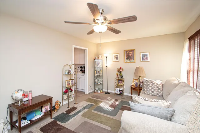 $425,000 | 1741 Dallas Avenue, Unit L11, Charlotte, NC 28205