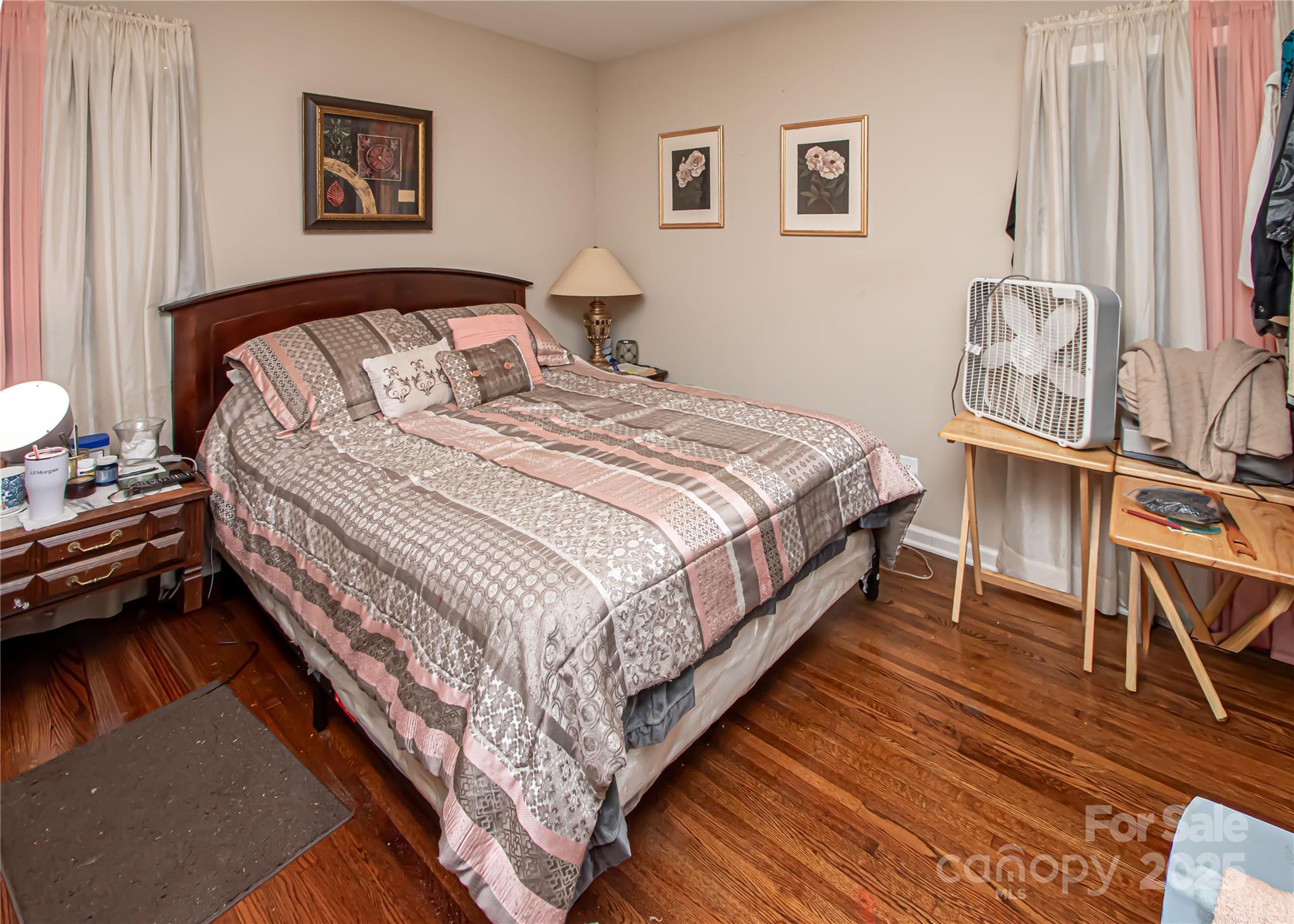 1741 Dallas Avenue Charlotte, NC 28205 - Photo 34 of 40 a bedroom with bed and a window