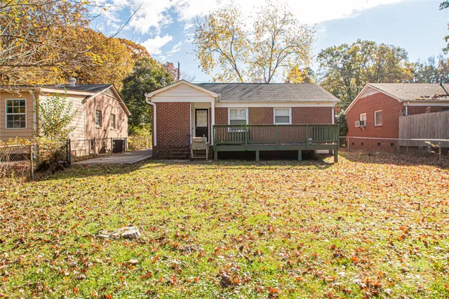 $425,000 | 1741 Dallas Avenue, Unit L11, Charlotte, NC 28205