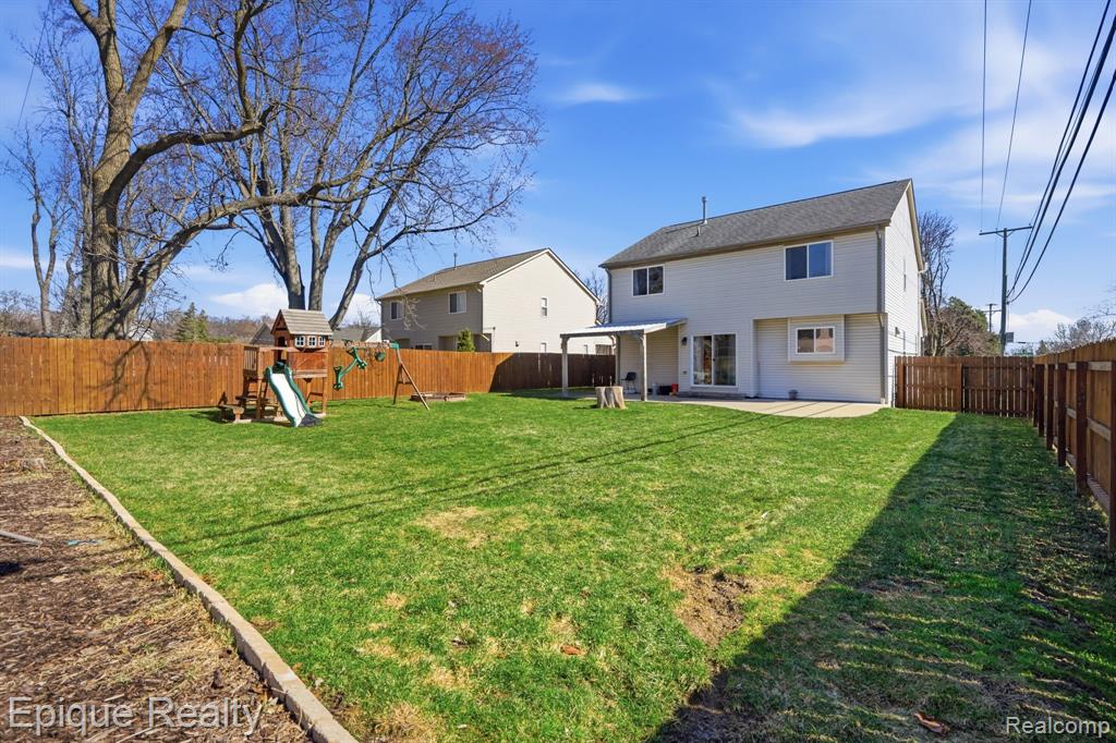 3788 Dearborn Avenue Rochester Hills, MI 48309 - Photo 25 of 29