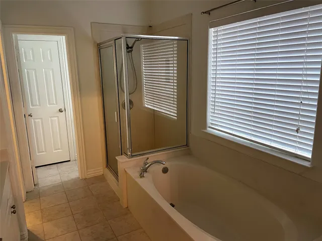 $2,005 | 13906 Fountainview Drive, Montgomery, TX 77356