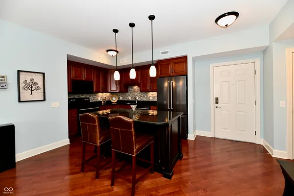 $355,000 | 20971 Shoreline Court, Unit 302, Noblesville, IN 46062