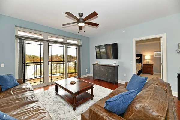 $355,000 | 20971 Shoreline Court, Unit 302, Noblesville, IN 46062