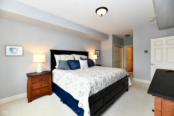 $355,000 | 20971 Shoreline Court, Unit 302, Noblesville, IN 46062