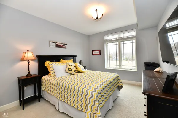 $355,000 | 20971 Shoreline Court, Unit 302, Noblesville, IN 46062