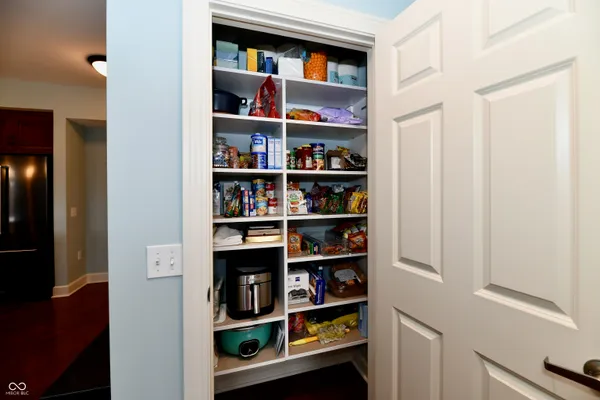 $355,000 | 20971 Shoreline Court, Unit 302, Noblesville, IN 46062