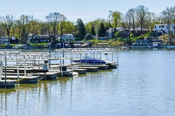 $355,000 | 20971 Shoreline Court, Unit 302, Noblesville, IN 46062