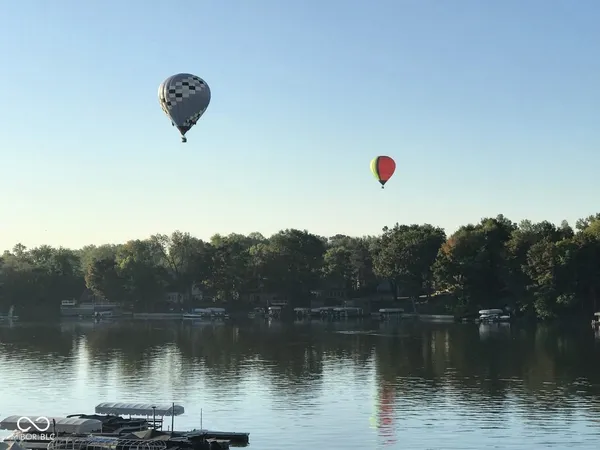 $355,000 | 20971 Shoreline Court, Unit 302, Noblesville, IN 46062