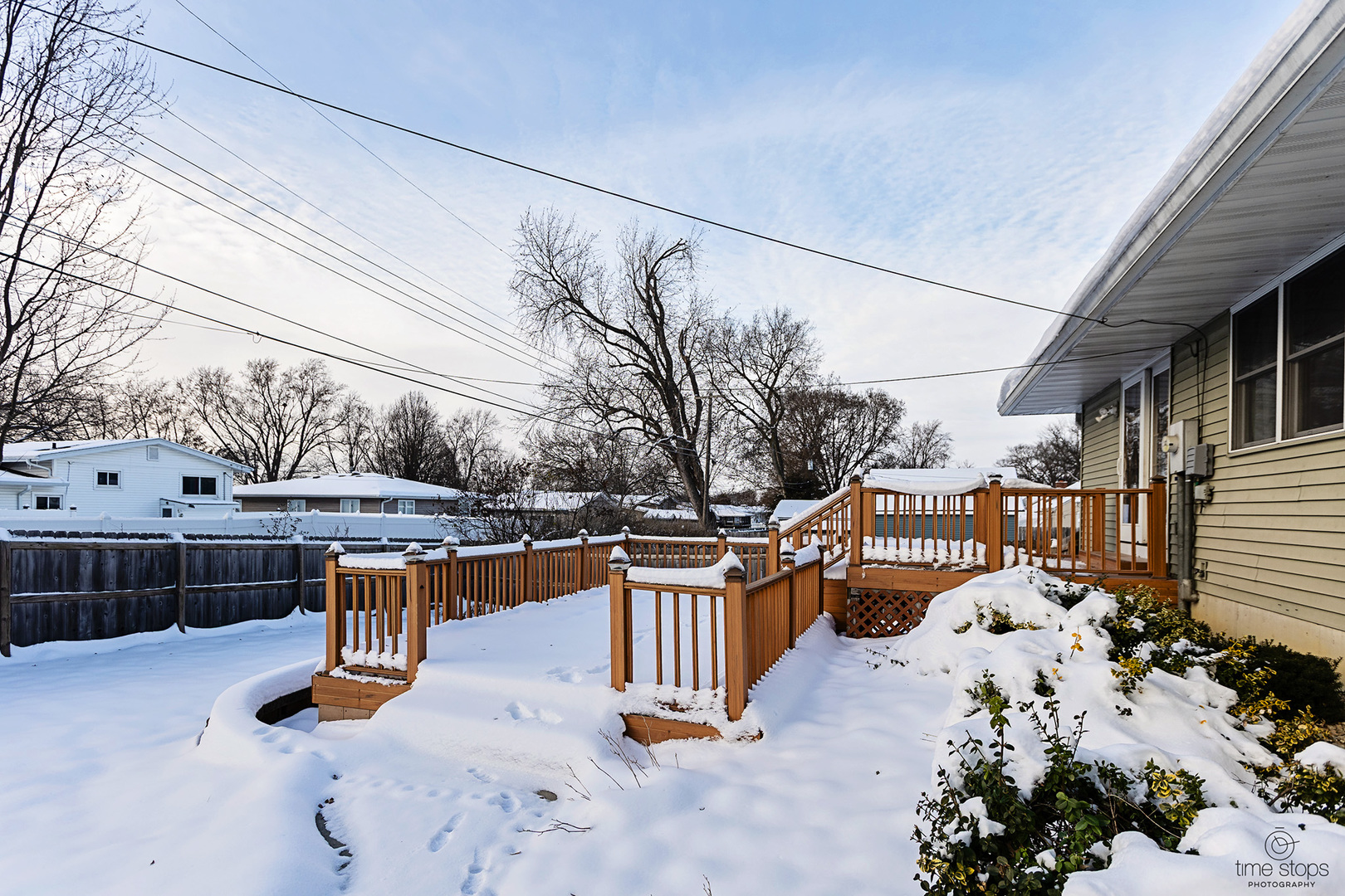 767 Adams Street Ottawa, IL 61350 - Photo 27 of 28 a outdoor space with patio furniture and barbeque oven