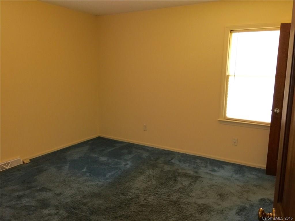 1370 Oak Canopy Road Lincolnton, NC 28092 - Photo 9 of 14