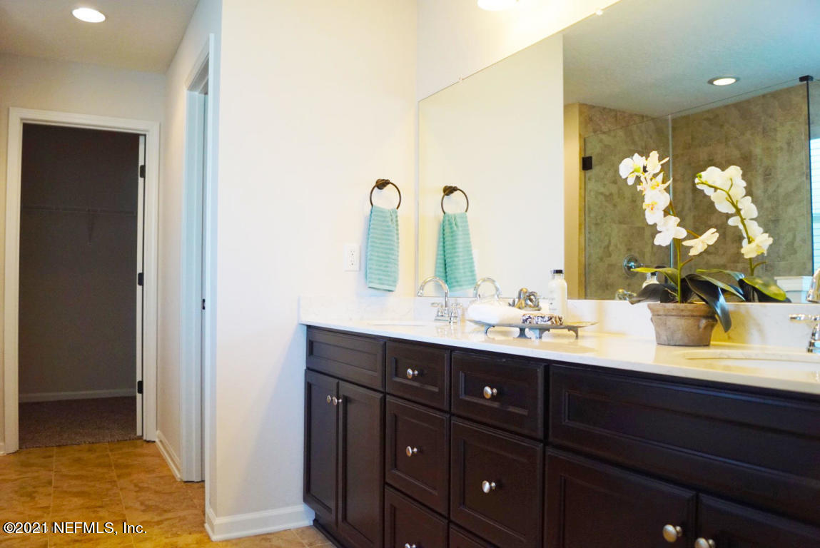 14490 Yellow Bluff Road Jacksonville, FL 32226 - Photo 13 of 16 masterbath