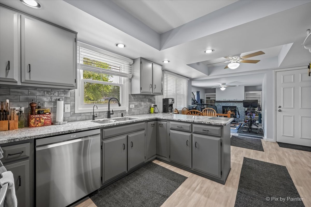 37W150 Olwin Avenue Elgin, IL 60124 - Photo 22 of 48