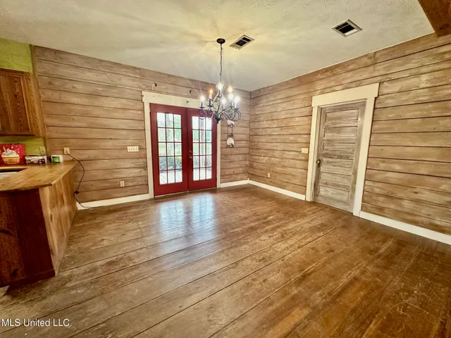 $314,500 | 442 Ratliff Ferry Road, Canton, MS 39046