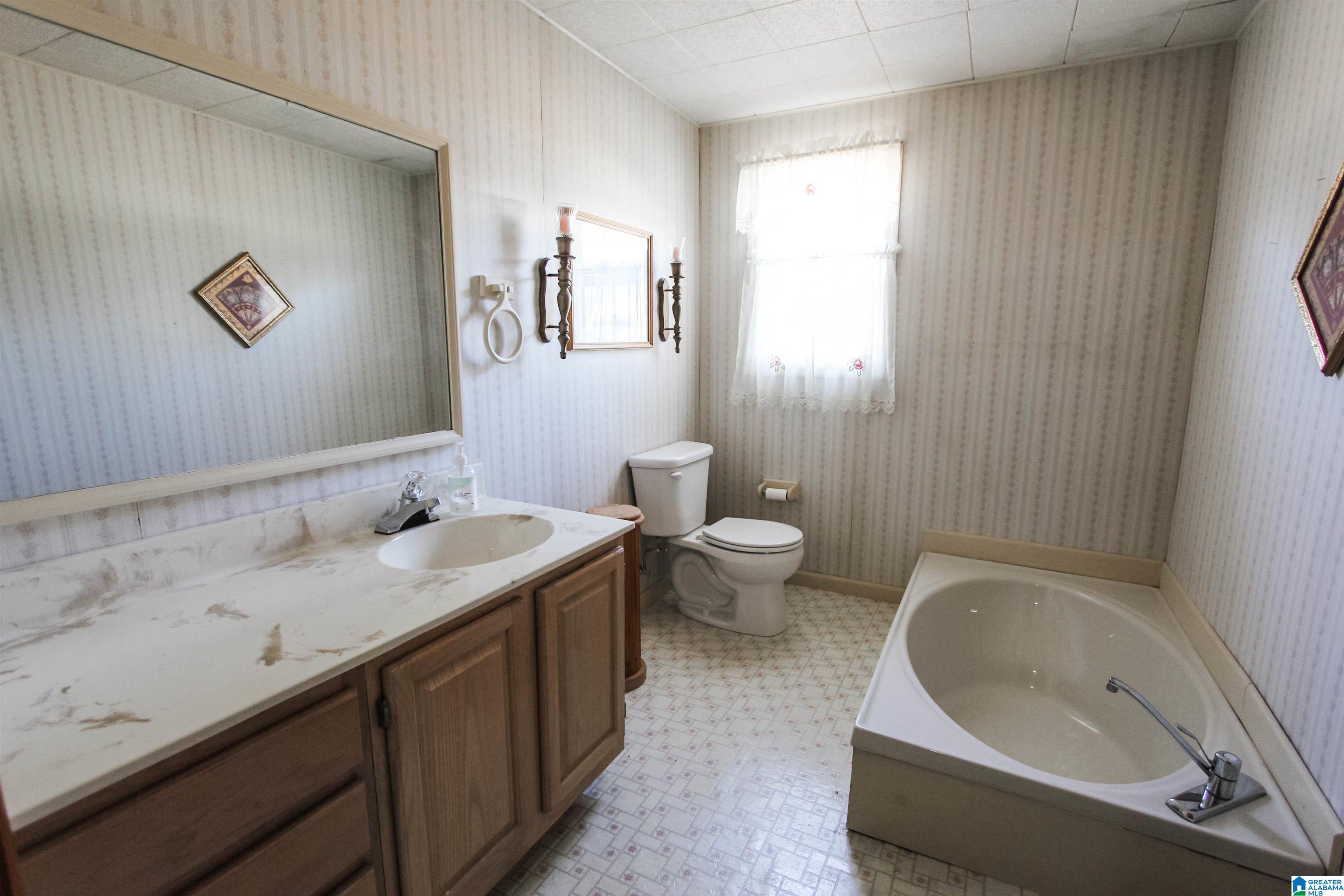 2001 Airport Road Oxford, AL 36203 - Photo 44 of 50