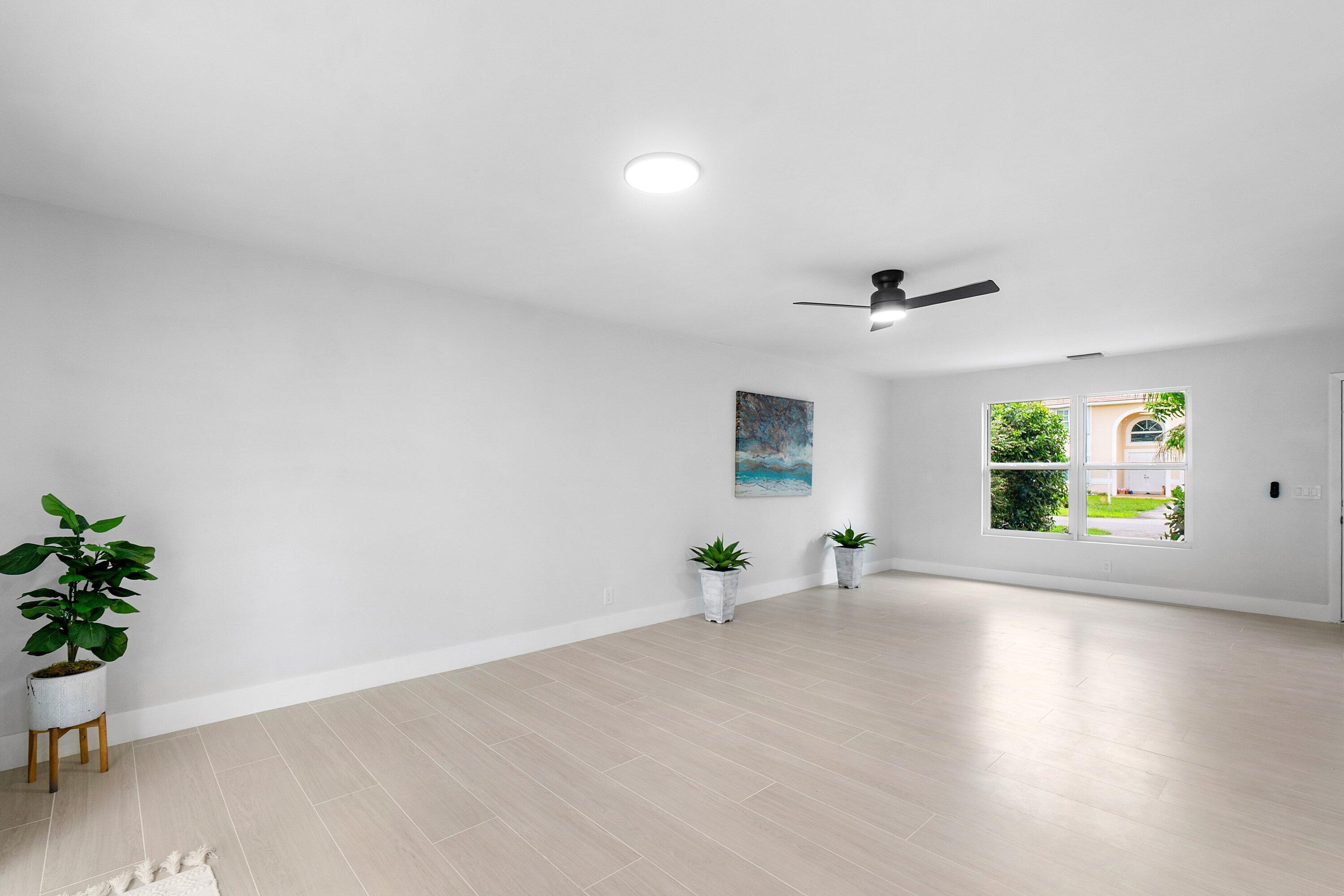 5119 Oak Hill Road Delray Beach, FL 33484 - Photo 7 of 44 005-5119OakHillRoad-DelrayBeach-FL-33484