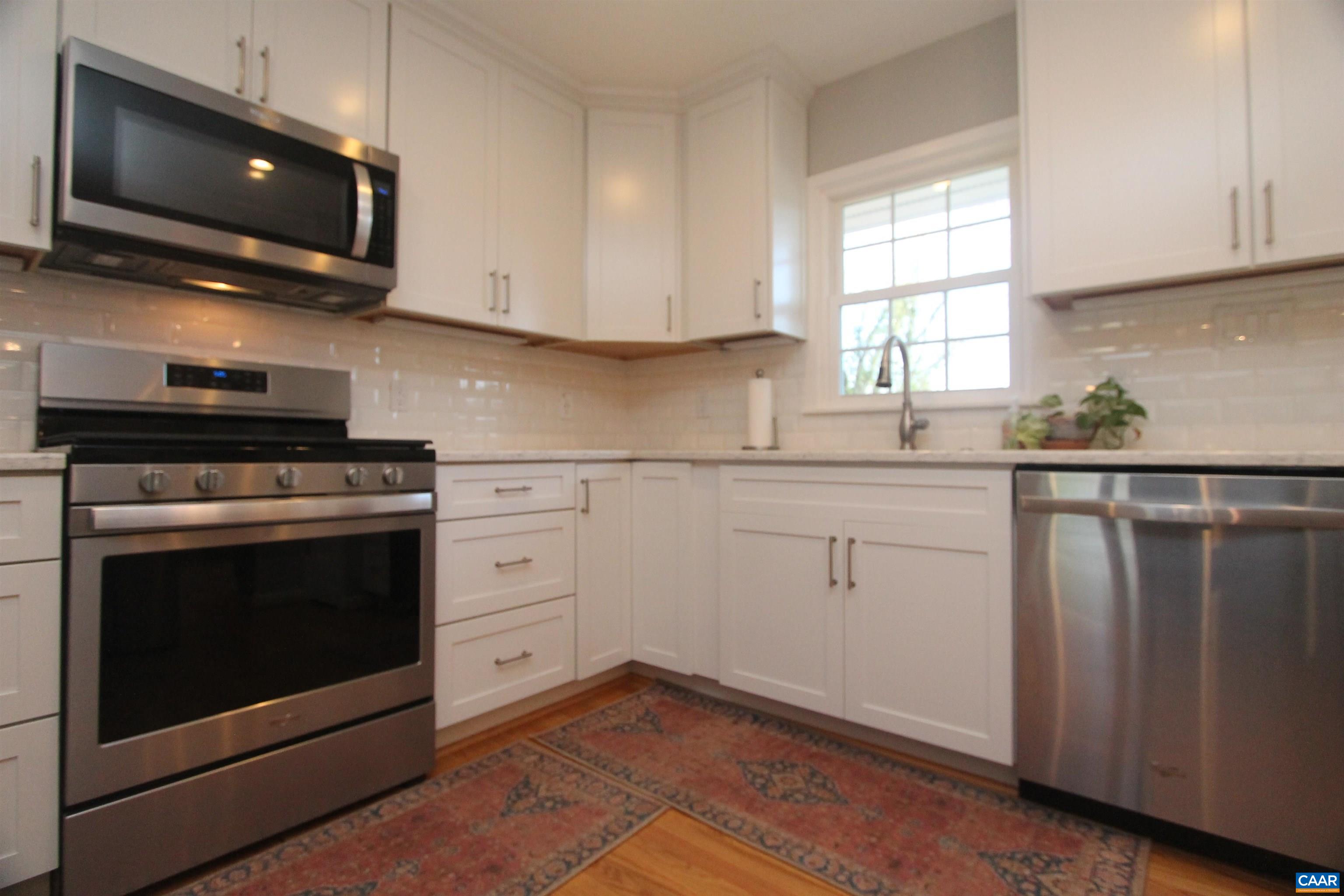 102 Chaucer Road Charlottesville, VA 22901 - Photo 8 of 32 Gallery Image 8