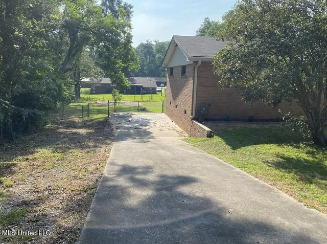 $149,000 | 305 Cottage Drive, Natchez, MS 39120