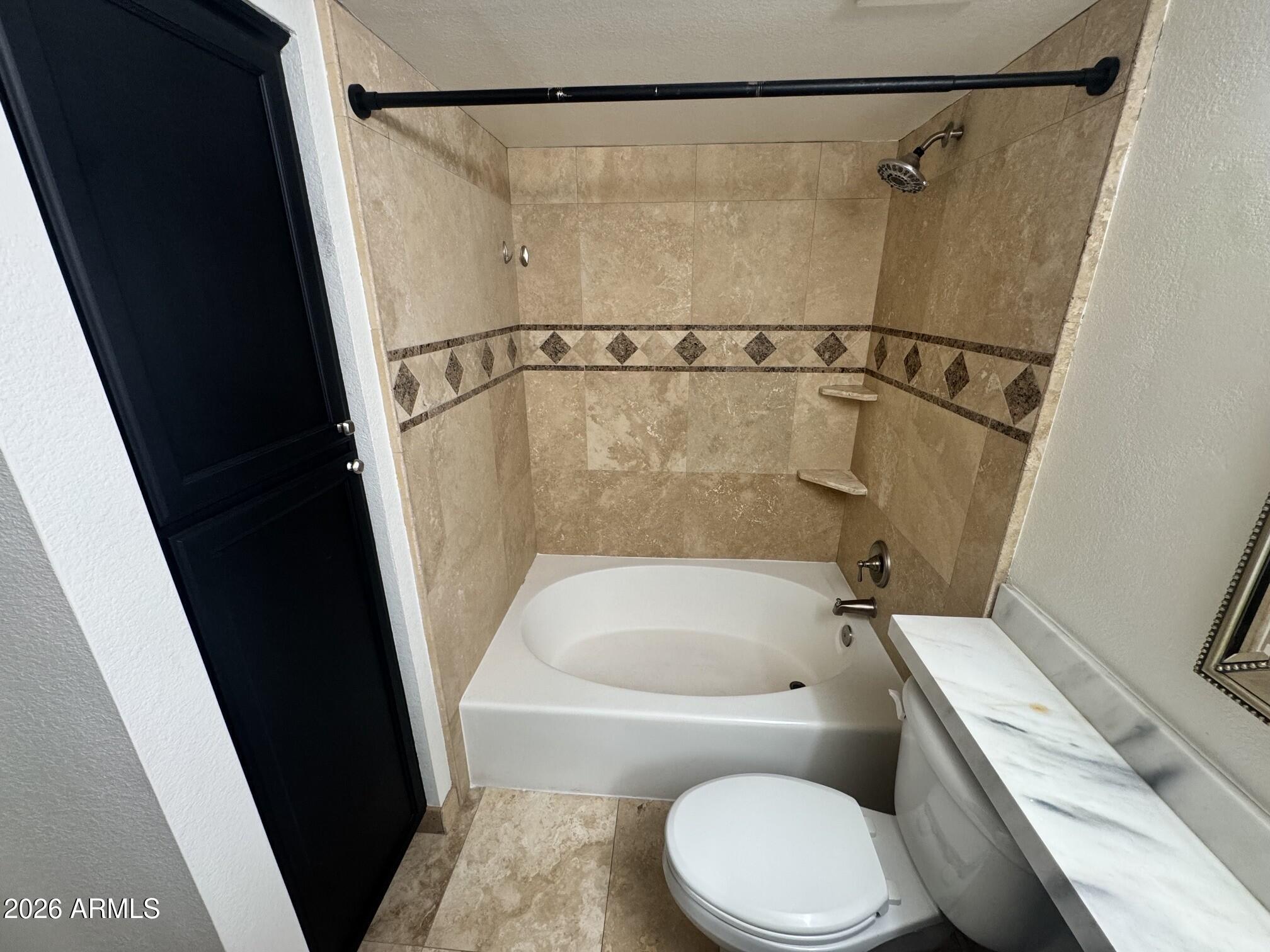 3235 East Camelback Road, Unit 118 Phoenix, AZ 85018 - Photo 7 of 14 IMG_1321