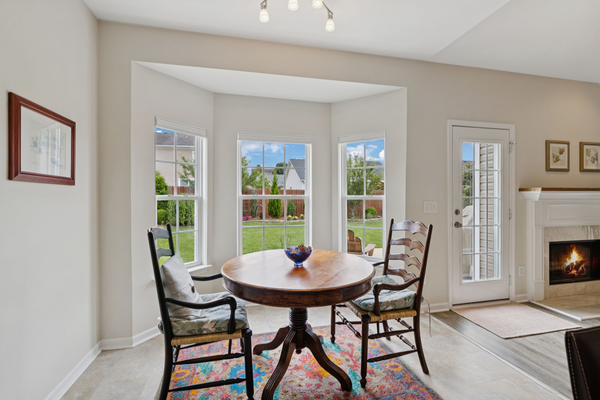 4060 Sequoia Trail Spring Hill, TN 37174 - Photo 15 of 41 a dining room with furniture and window
