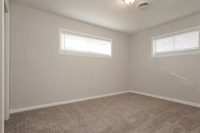 $1,960 | 2505 Texas Avenue, Dickinson, TX 77539