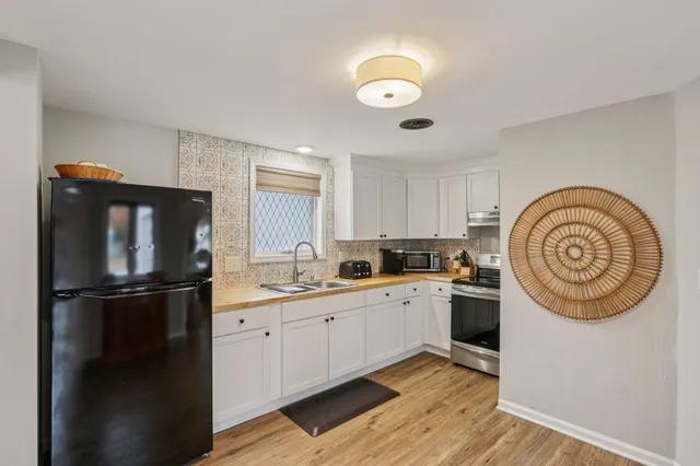 $385,000 | 812 Center Street, Lake Geneva, WI 53147