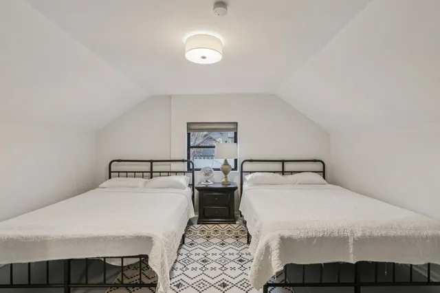 $385,000 | 812 Center Street, Lake Geneva, WI 53147