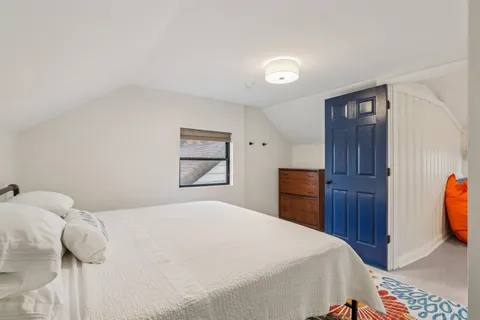 $385,000 | 812 Center Street, Lake Geneva, WI 53147