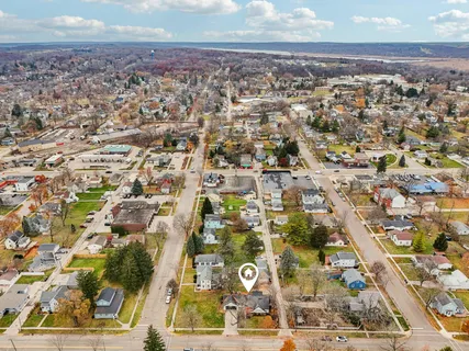 $385,000 | 812 Center Street, Lake Geneva, WI 53147