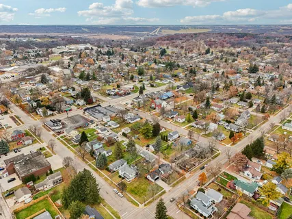 $385,000 | 812 Center Street, Lake Geneva, WI 53147