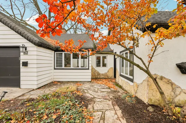 $385,000 | 812 Center Street, Lake Geneva, WI 53147