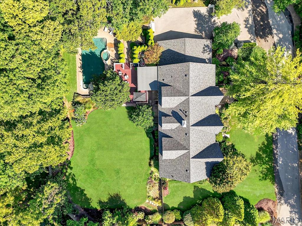 933 Lay Road St. Louis, MO 63124 - Photo 8 of 52