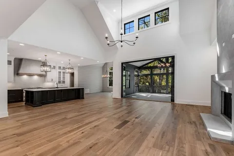 $5,300,000 | 1209 Otter Creek Road, Nashville, TN 37215