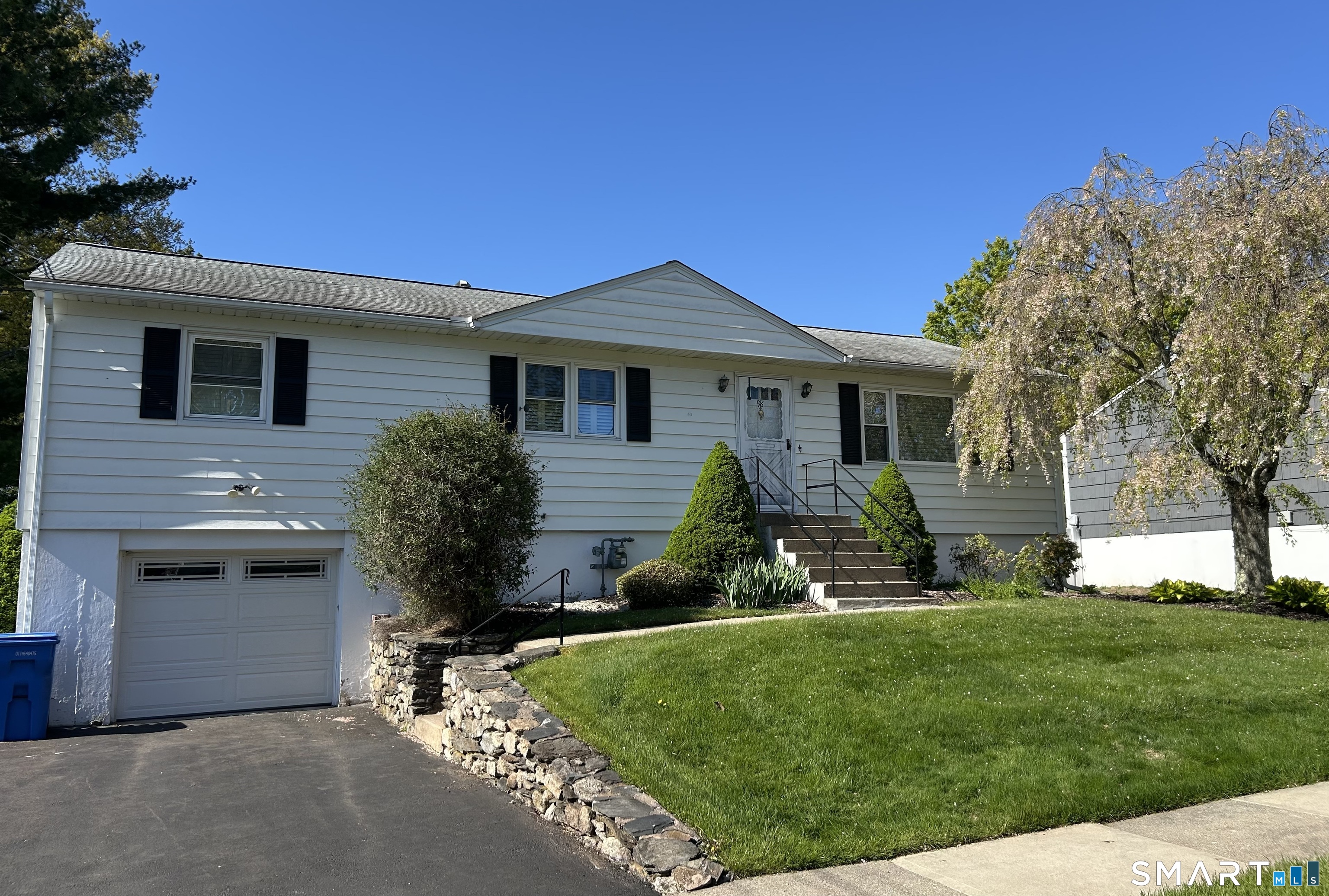 98 Sebec Street Hamden, CT 06517 - Photo 1 of 1 Gallery Image 1