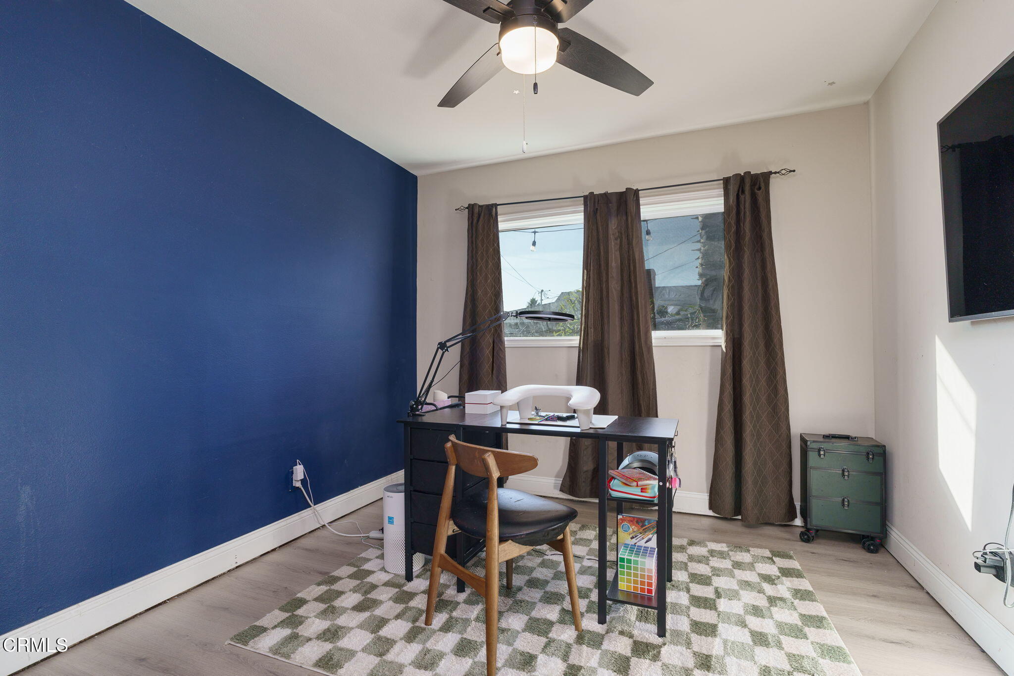 3651 South E Street Oxnard, CA 93033 - Photo 13 of 31 a workspace with furniture and window