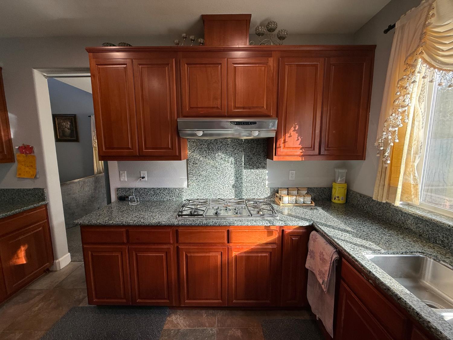 2616 Swainsons Hawk Street Stockton, CA 95209 - Photo 13 of 36