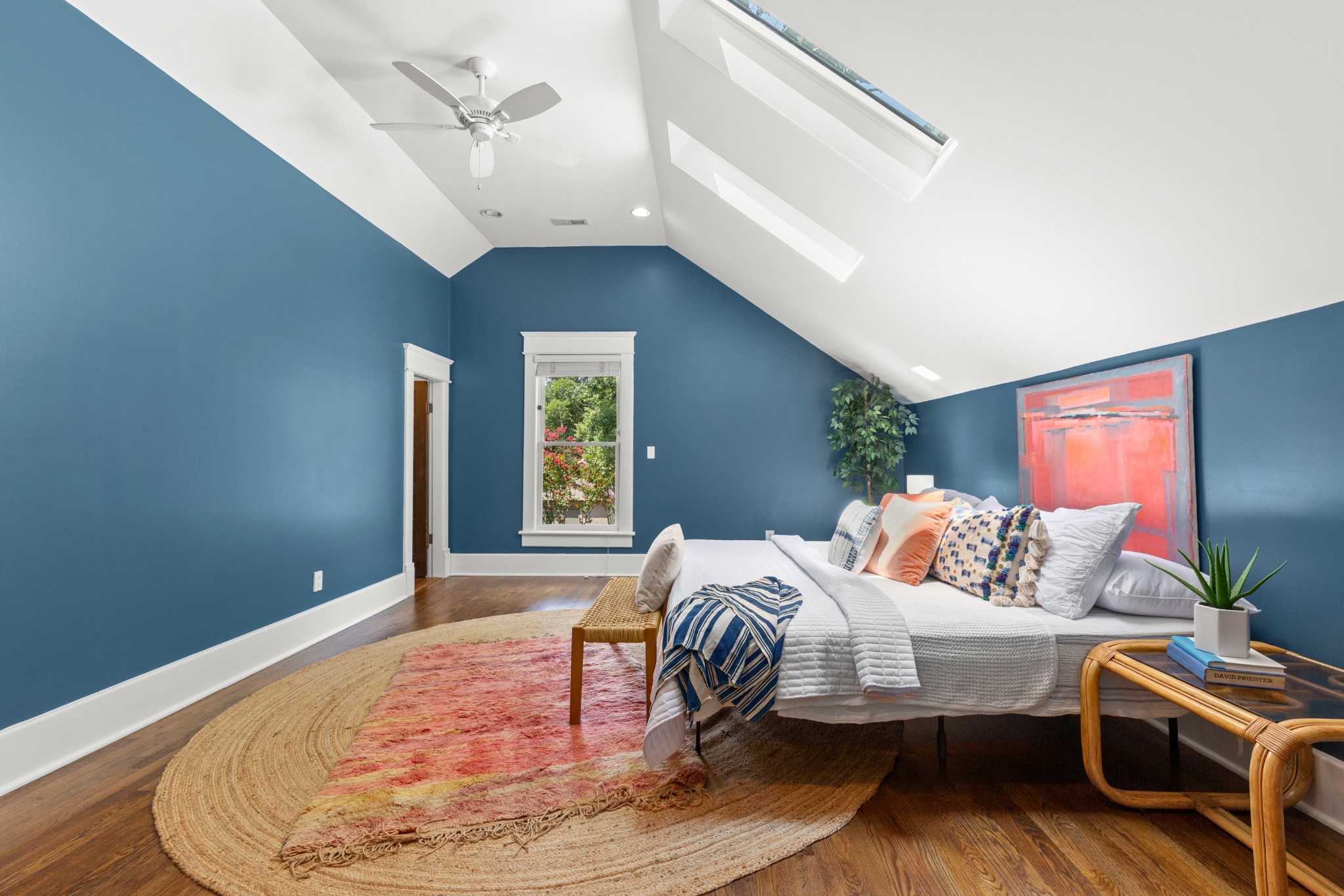 912 South Douglas Avenue Nashville, TN 37204 - Photo 23 of 34 a bedroom with bed and a window