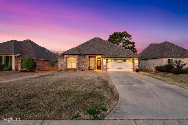 $290,000 | 337 Wood Springs, Haughton, LA 71037