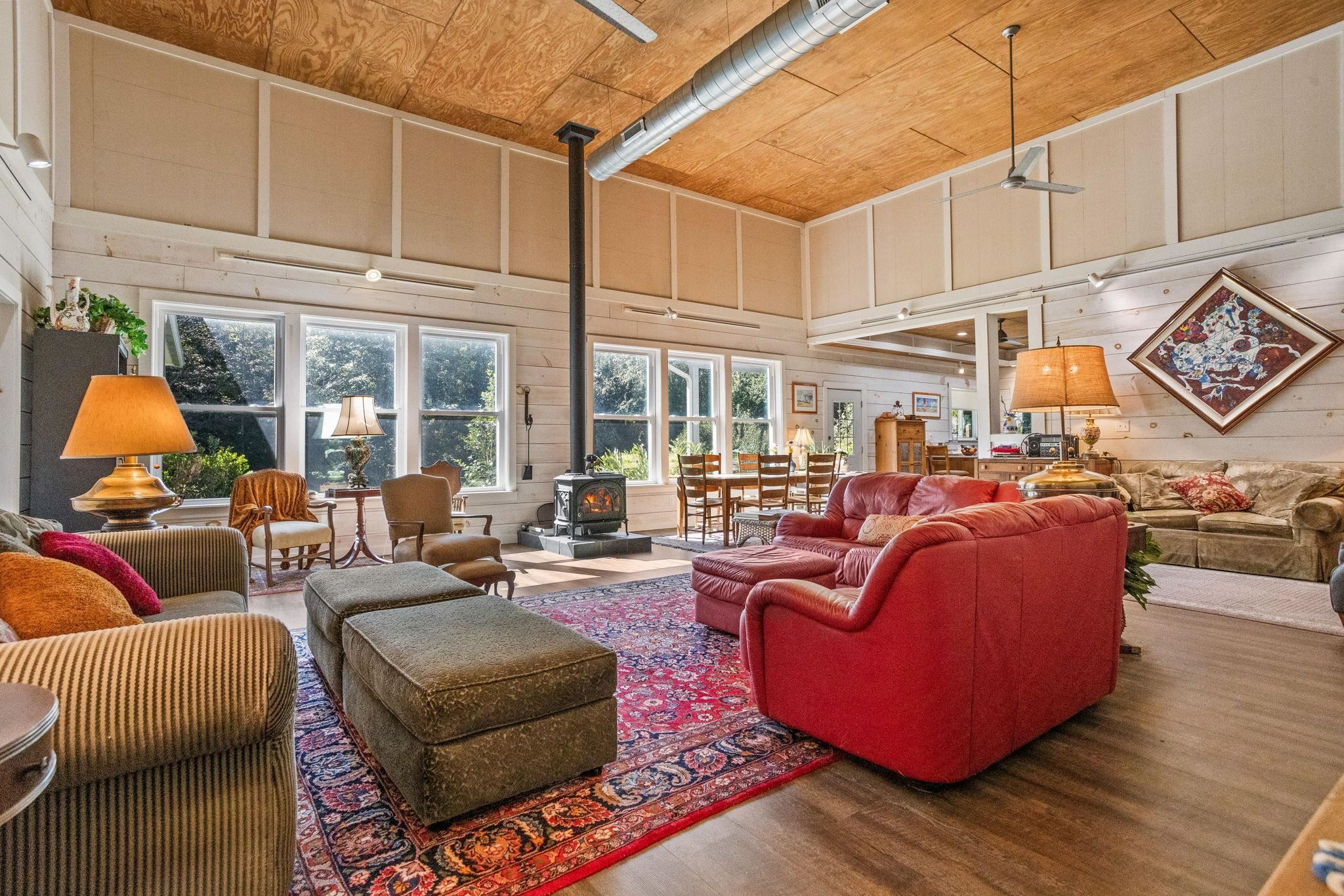 770 Dickson Road Campobello, SC 29322 - Photo 4 of 43 Gallery Image 4
