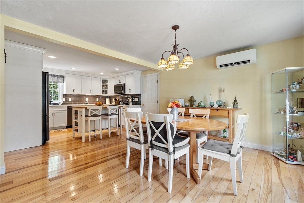 4 Weatherbee Road Shirley, MA 01464 - Photo 5 of 33 Gallery Image 5