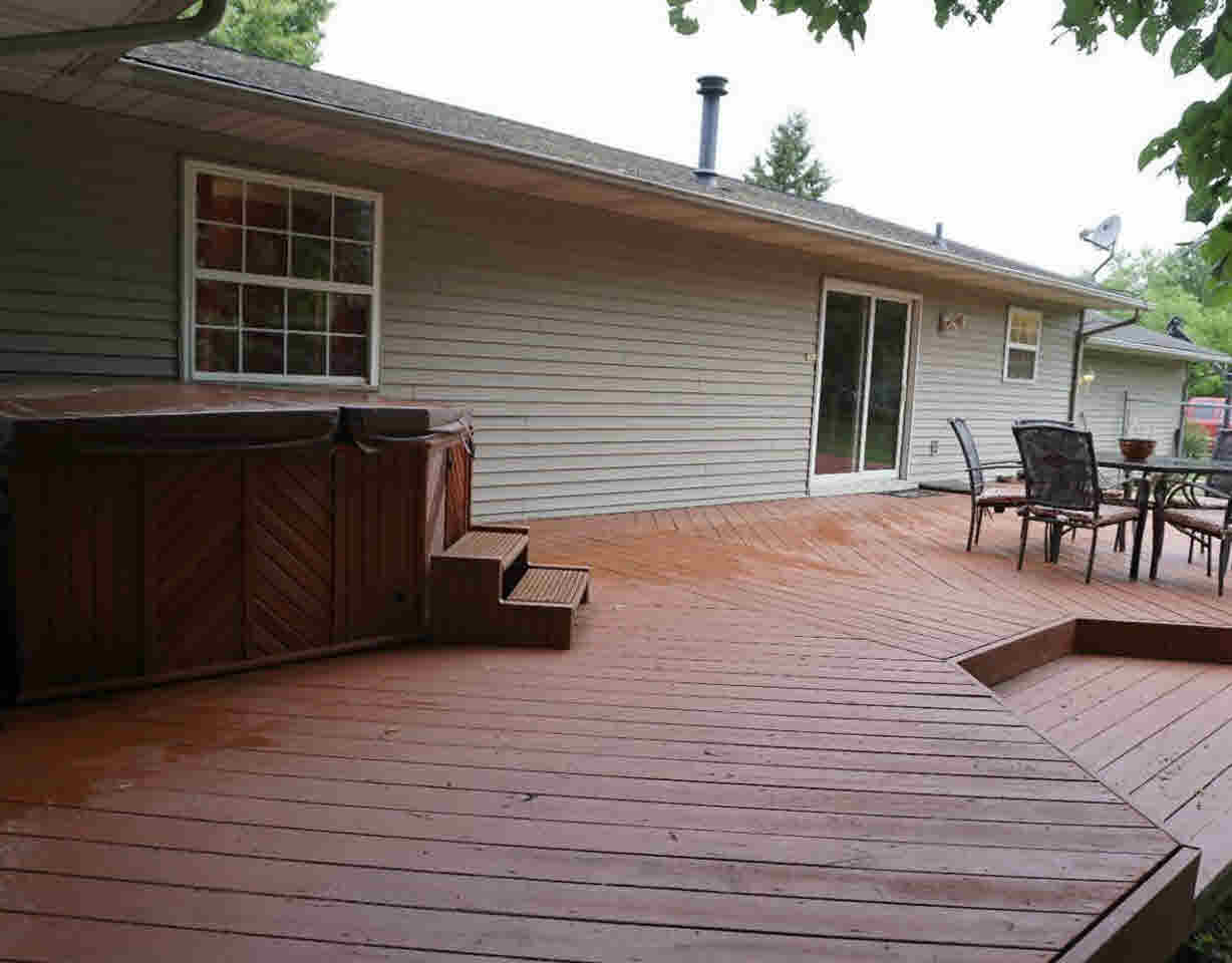 12185 Seymour Road Gaines, MI 48436 - Photo 5 of 32 21320274-4.JPG