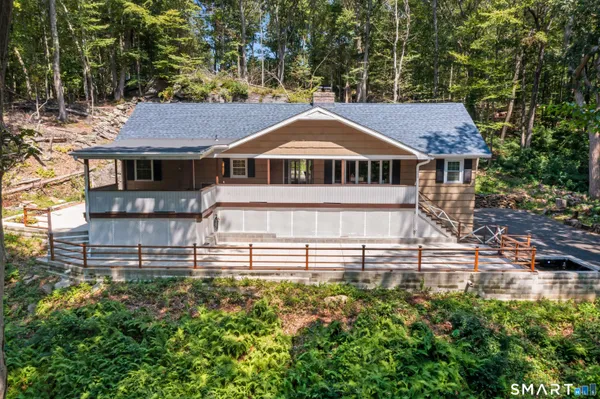 $799,000 | 125 Buck Hill Road, Easton, CT 06612
