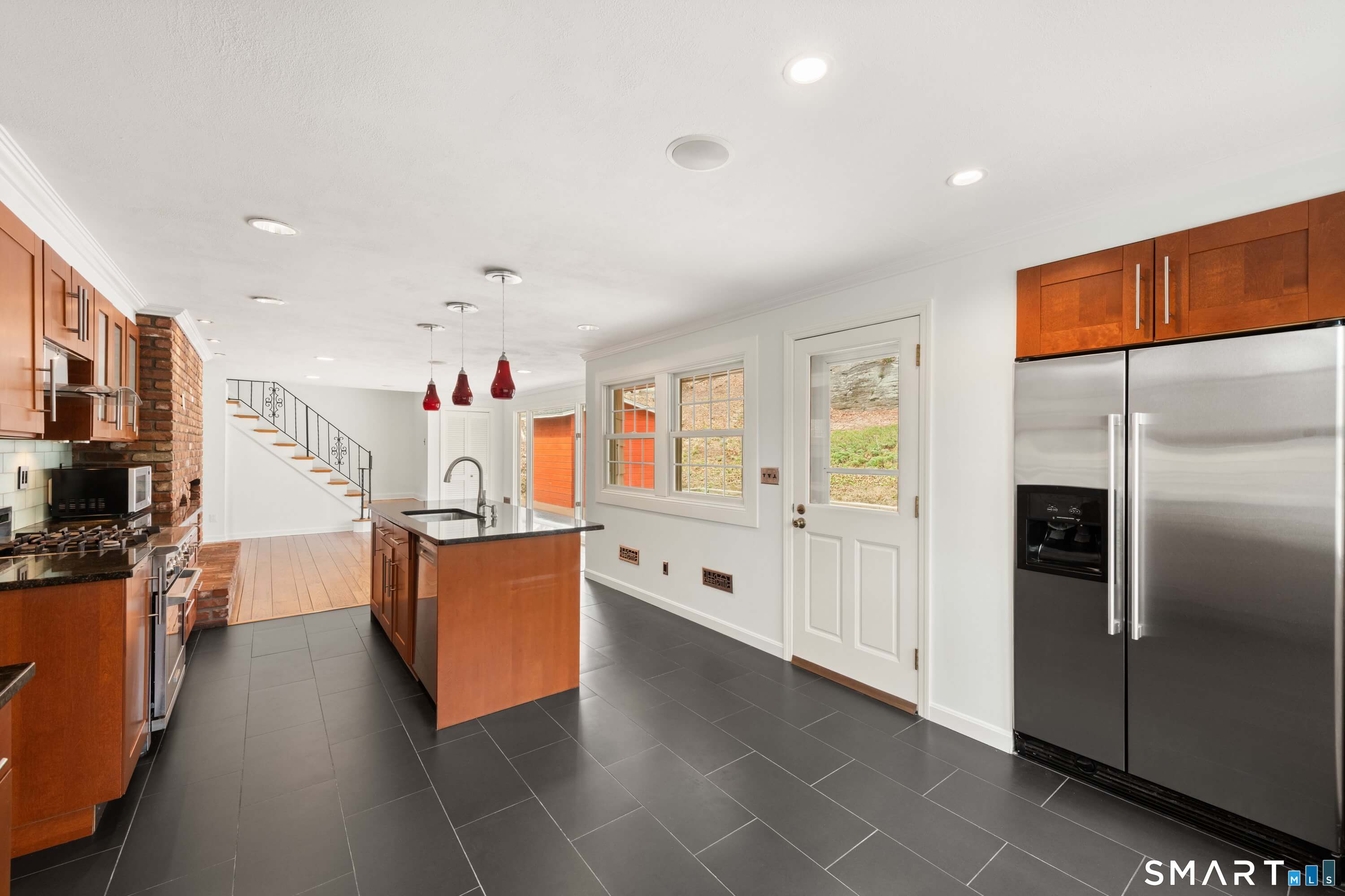 125 Buck Hill Road Easton, CT 06612 - Photo 11 of 30