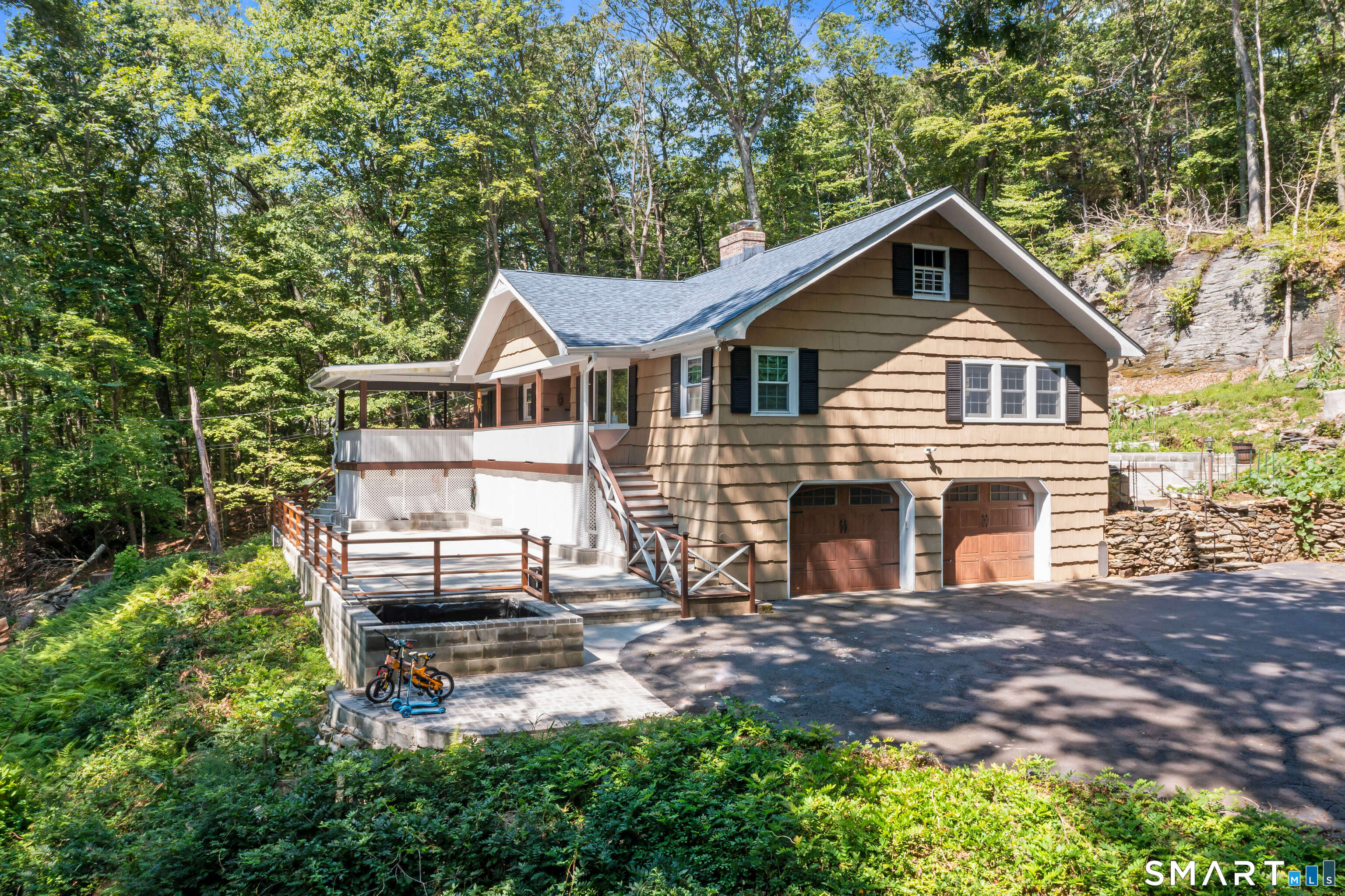 125 Buck Hill Road Easton, CT 06612 - Photo 3 of 30