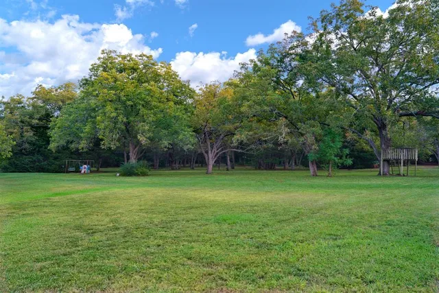 a view of outdoor space with garden