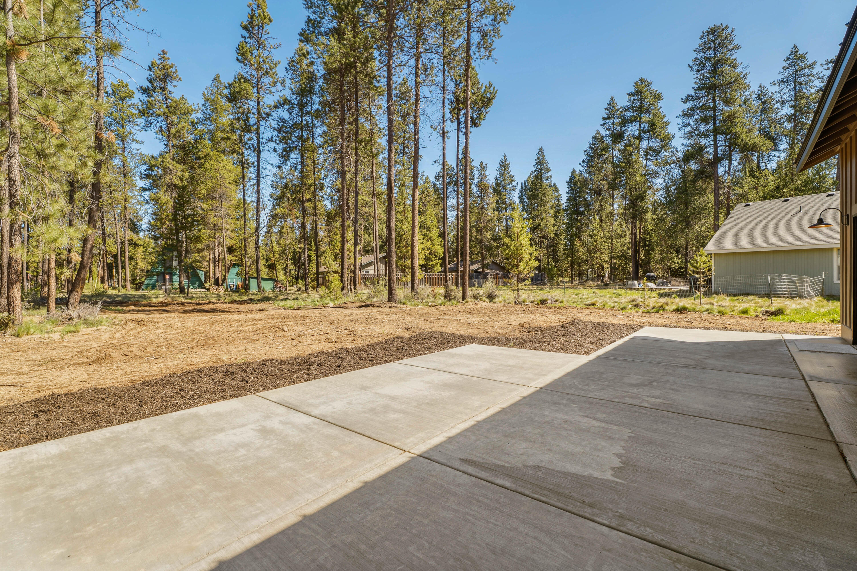 17216 Jacinto Road Bend, OR 97707 - Photo 35 of 41