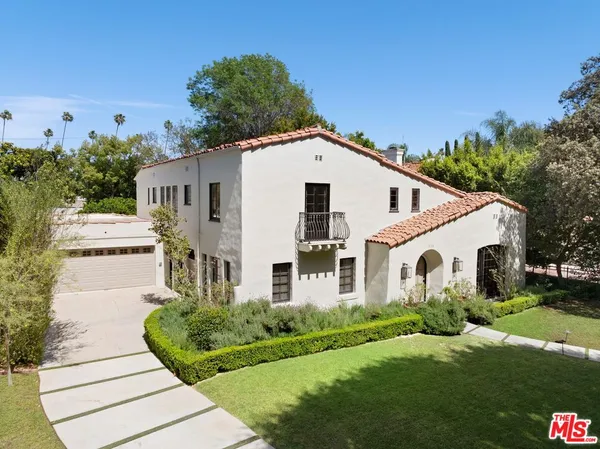 $29,995 | 712 North Rodeo Drive, Beverly Hills, CA 90210