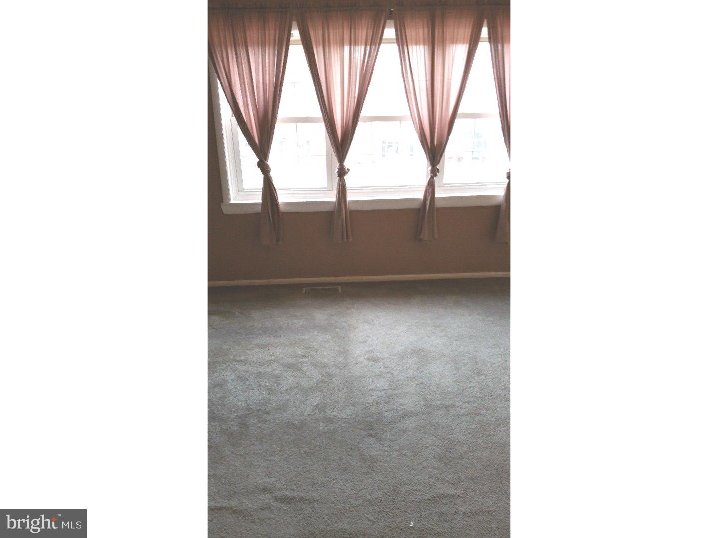 3211 Holly Road Philadelphia, PA 19154 - Photo 14 of 19 Bedroom - Main